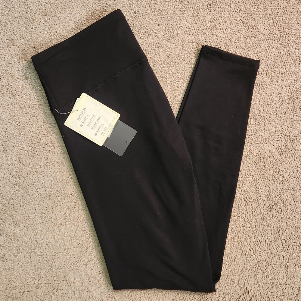 Thread 4 Thought - Capri Performance Legging - Picture 7 of 8